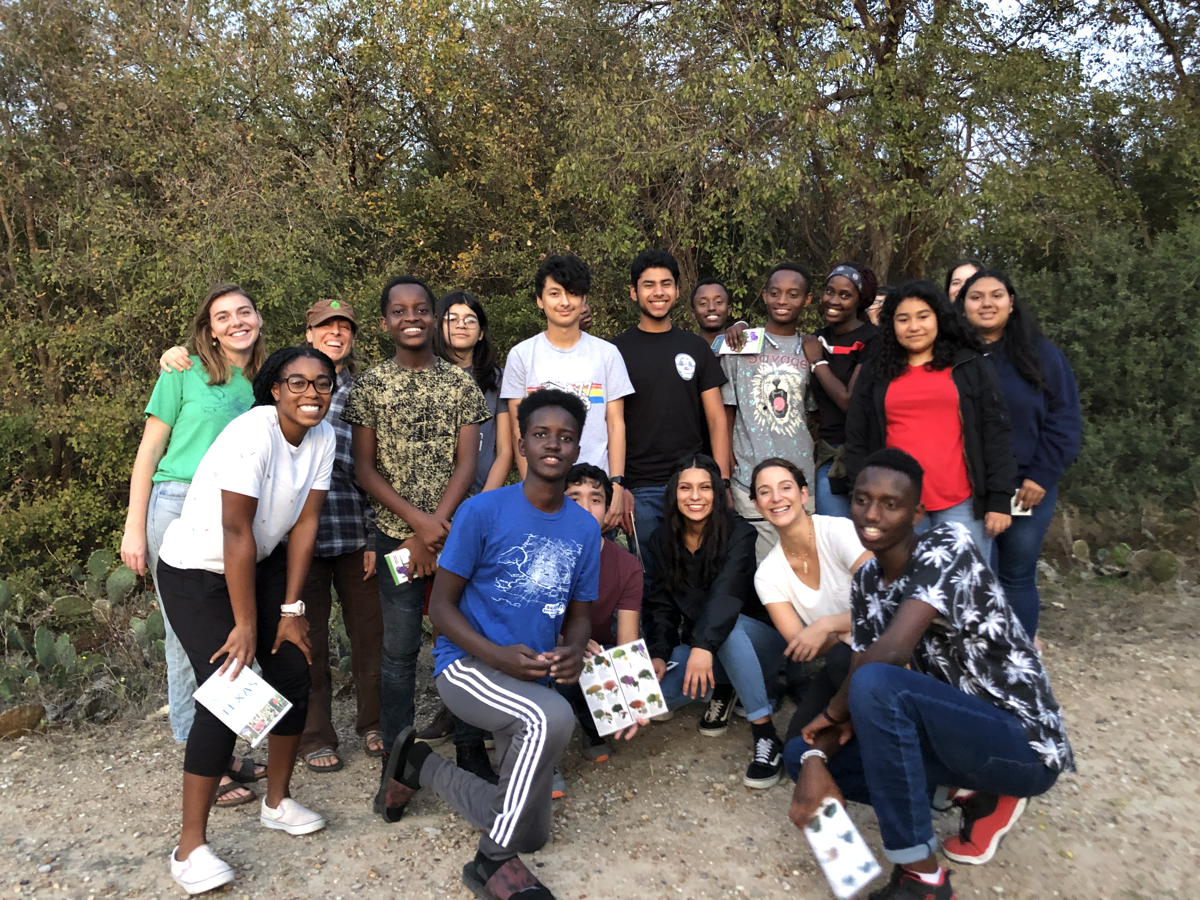 October 23, 2019 | Edible Plant Hike with River Watchers